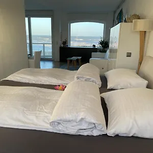  Apartment Seaview Parking